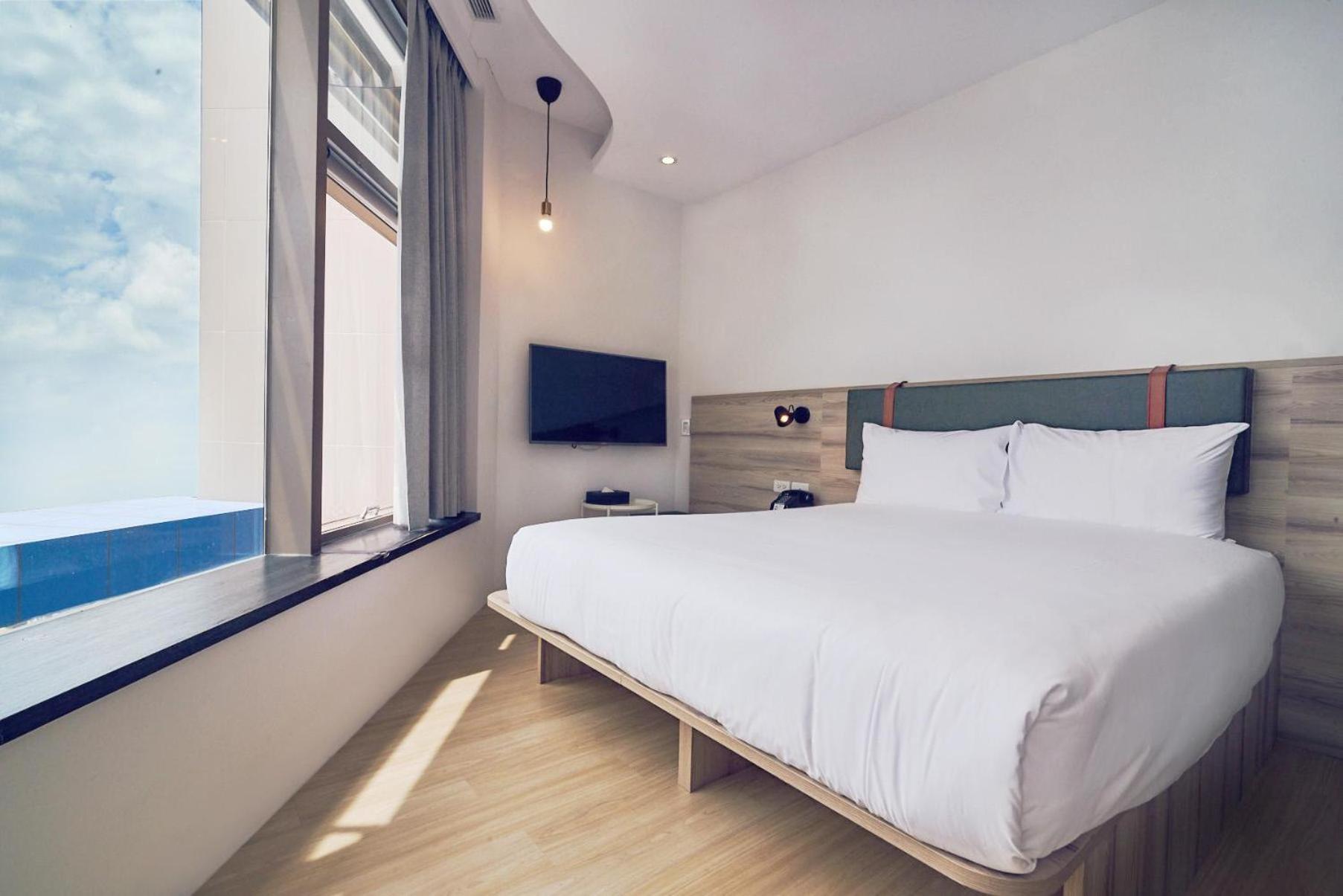 Check Inn Express New Taipei Tamsui Exterior photo