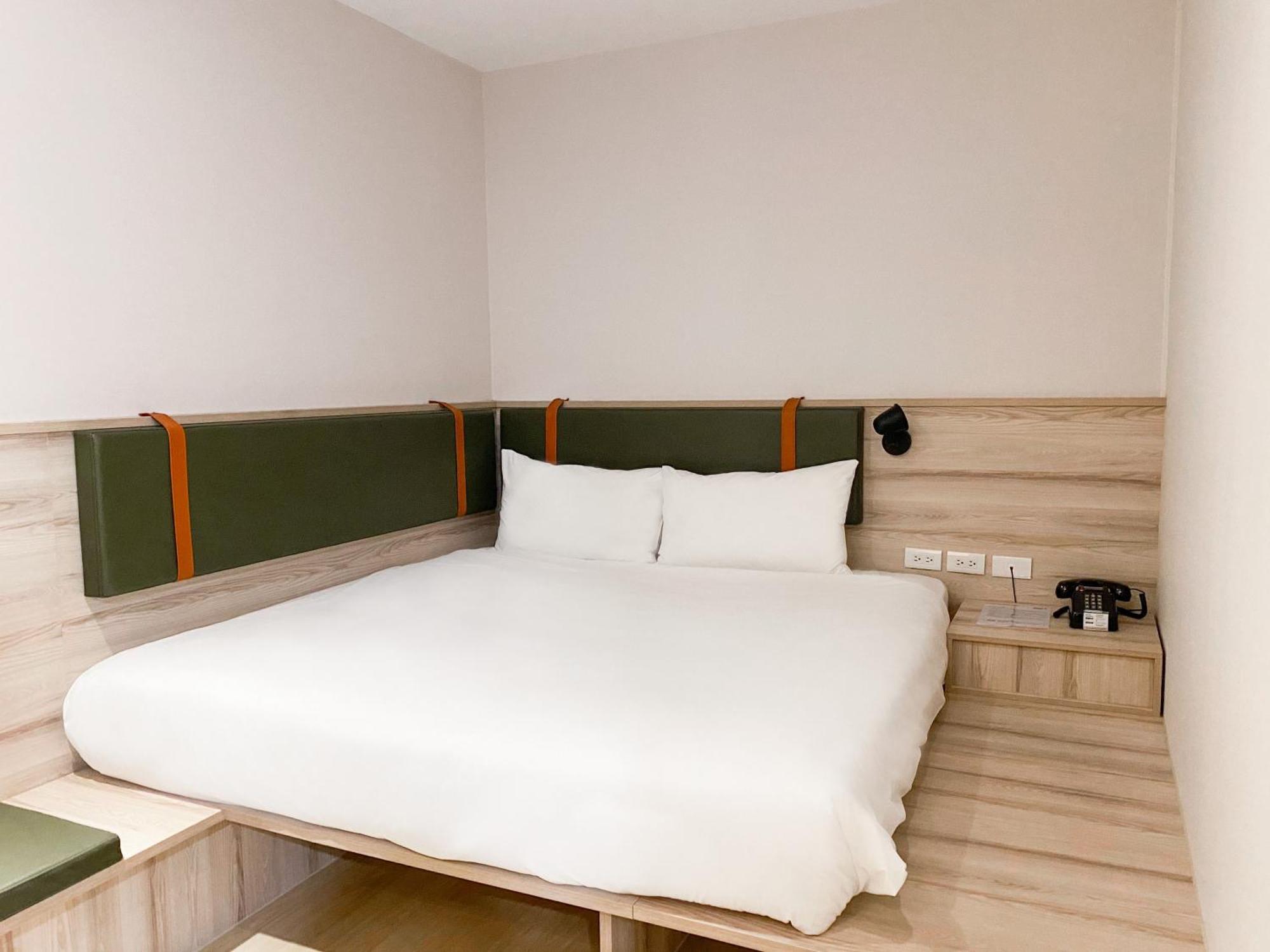 Check Inn Express New Taipei Tamsui Exterior photo